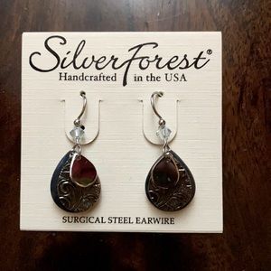 NWOT Silver Forest earrings